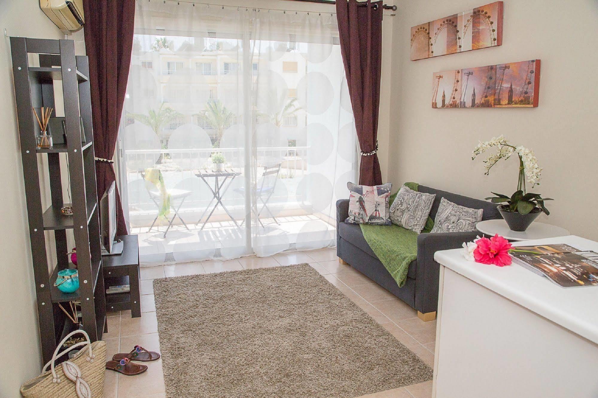 Paphos Love Nest Apartment Exterior photo